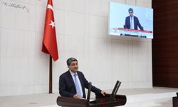 DEVA’lı Ekmen, Mersin’in Sosyo-Ekonomik Gelişimini Değerlendirdi