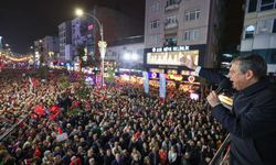 Özgür Özel’den Akın Gürlek Tepkisi: “Çerinize Çöpünüze Sahip Çıkın!”