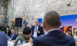 Vahap Seçer: “Tarsus’un zenginliği turizme kazandırılmalı”