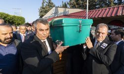 Başkan Seçer, Kardeşini Son Yolculuğuna Uğurlandı