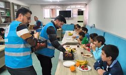 Anamur’da Genç Gönüller Çocuklarla Buluştu