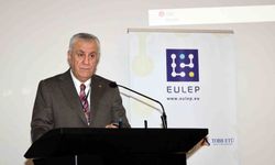 Adana'da mesleki eğitim konferansı