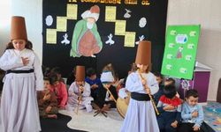 Anamurlu minikler Mevlana'yı andı