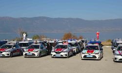 Burdur'da güvenlik güçlerine 56 yeni araç teslim edildi