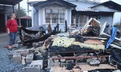 Deprem sonrası inşa ettikleri evlerinde alevler içinde kalan aile korku dolu anlar yaşadı