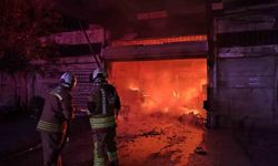 Dörtyol'da iş yeri alevlere teslim oldu