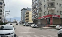 Hatay'da kuvvetli fırtına etkisini hissettirdi