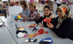 Kadınlar büyükşehir belediyesinin atölyelerinde meslek öğreniyor
