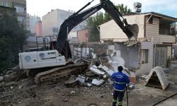 Barış Mahallesi’nde Riskli Yapı Ortadan Kaldırıldı