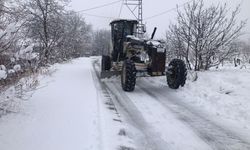 Mersin’de Karla Mücadele: Ekipler Yolları Açıyor