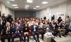 Çocuk Meclisi’nden Demokrasi Dersi