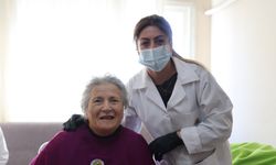 Toroslar’da Şefkat Eli: Evde Bakım ile Yüzler Gülüyor