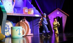 Toroslar’da Tatil Hediyesi Tiyatro: "Perde Çocuklar İçin Açıldı"