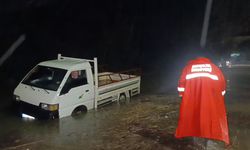 Araçta mahsur kalma ihbarına giden itfaiye teşekkür yerine sitemle karşılaştı