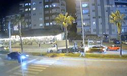 Yayaya yol vermek isterken zincirleme kazaya neden oldu