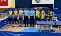 Aydın Lisesi Masa Tenisi Turnuvası'nda şampiyonu oldu