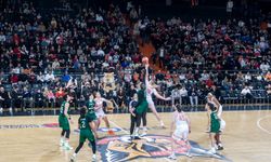 Mersin’in Sultanları Yarı Finalde