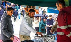 Mezitli'de Deprem Şehitleri Dualar ve Lokma ile Anıldı