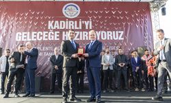 Vahap Seçer: "Türkiye'yi de Belediye Yönetir Gibi Şahlandıracağız"