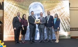 Vahap Seçer: "Mersin’de Barışın Lisanını İnşa Ettik"