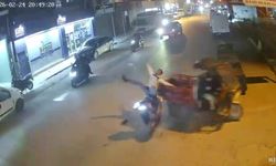 Adana'da 2 motosiklet çarpıştı... Kaza anı kamerada