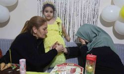 Aile fotoğrafından geriye tek kalan Alye'nin doğum gününde babaannesi gözyaşlarına boğuldu