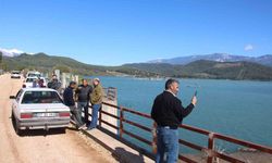 Alakır Barajı 3 yıl aradan sonra doldu taştı, üretici bayram etti