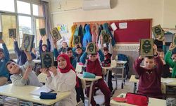 Anamur'da öğrencilere Kur'an-ı Kerim hediye edildi
