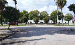 Bulvarda sürekli kaza olmasına esnaf isyan etti