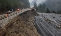 Feke'de helikopter pistinde heyelan meydana geldi