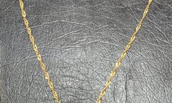 Kapkaç şüphelisi çaldığı kolyeyle yakalandı