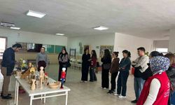 Kozan'da Üniversiteliler Sanatla Stres Attı