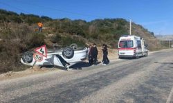 Ters dönen otomobilin sürücüsü yaralandı