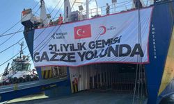 Türk Kızılay'ın 'İyilik Gemisi' Ramazan'ın ilk gününde Gazze'ye uğurlandı