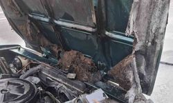 Alanya'da seyir halindeki otomobil alev aldı