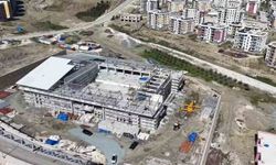 Alazı Mahallesi'nde 1500 kişilik Spor Tesisinde çalışmalar sürüyor