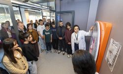 Vahap Seçer’den Aratos Matematik Evi’ne Ziyaret