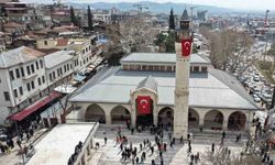 Depremde hasar gören 583 yıllık Ulu Cami yeniden ibadete açıldı