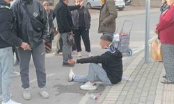 Manavgat'ta Motosiklet ile Elektrikli Bisiklet Çarpıştı