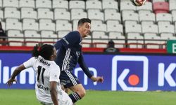 Trendyol Süper Lig: Antalyaspor: 0 - Gaziantep FK: 0 (İlk yarı)