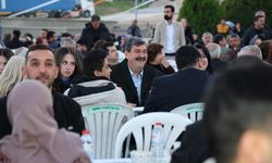 Toroslar Belediye Başkanı Yıldız Personeliyle İftarda Buluştu