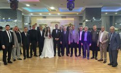 Mersin'de Görkemli Düğün: Merve ve Mahmut Evlendi