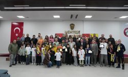 Menteşe'de 23 Nisan Satranç Turnuvası: Şampiyonlar Belli Oldu