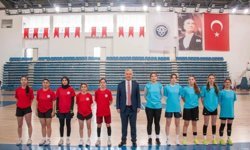 Rektör Akın Levent’ten Sporculara Destek: Şenlik Başladı