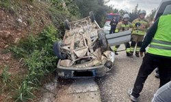 Belen'de otomobil takla attı: 2 yaralı