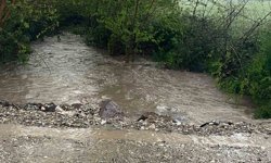 Düziçi'nde şiddetli yağış: Tarım arazileri ve yollar sular altında kaldı