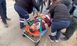 Isparta'da elma yüklü çekici kanala devrildi: 1 yaralı