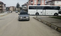 Isparta'da otomobil ile tur otobüsü çarpıştı: 1 yaralı
