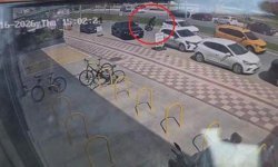 Önünde yavaşlayan araçlara çarpmamak için kaza yaptı