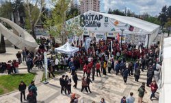 Osmaniye'de 8. Kitap Fuarı yoğun ilgiyle açıldı